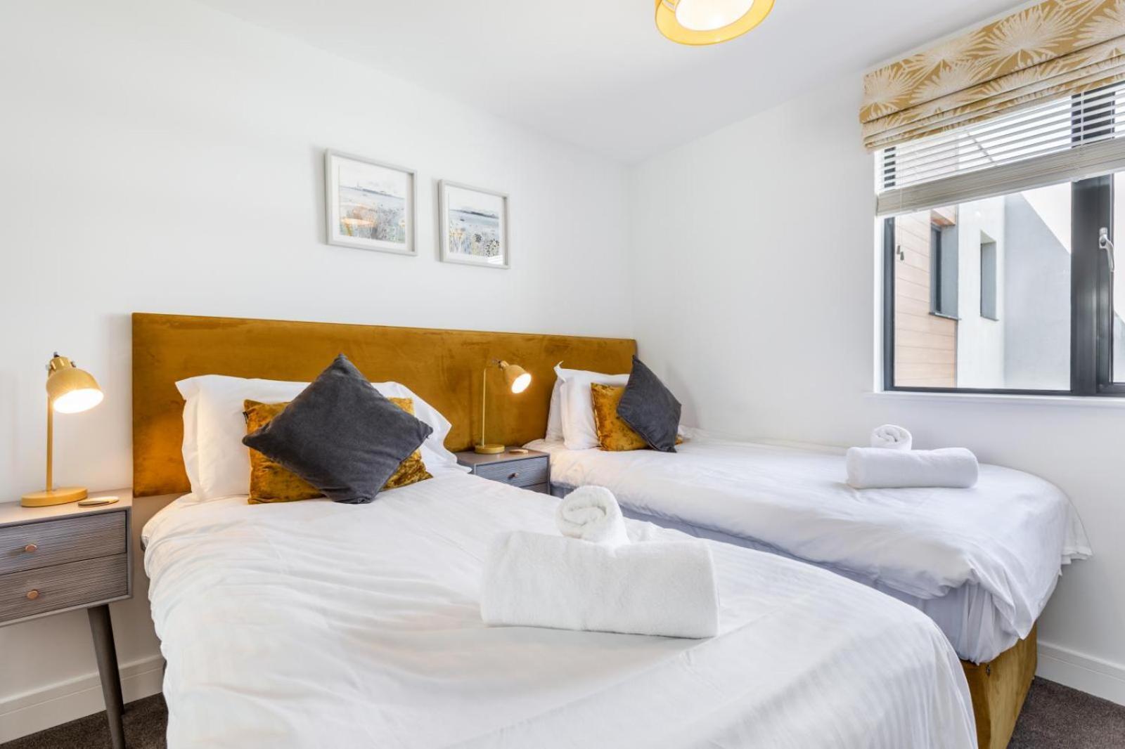 8 Middlecombe - Luxury Apartment At Byron Woolacombe, Only 4 Minute Walk To Woolacombe Beach! Eksteriør bilde