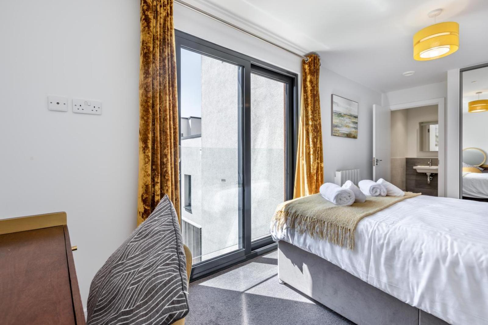 8 Middlecombe - Luxury Apartment At Byron Woolacombe, Only 4 Minute Walk To Woolacombe Beach! Eksteriør bilde
