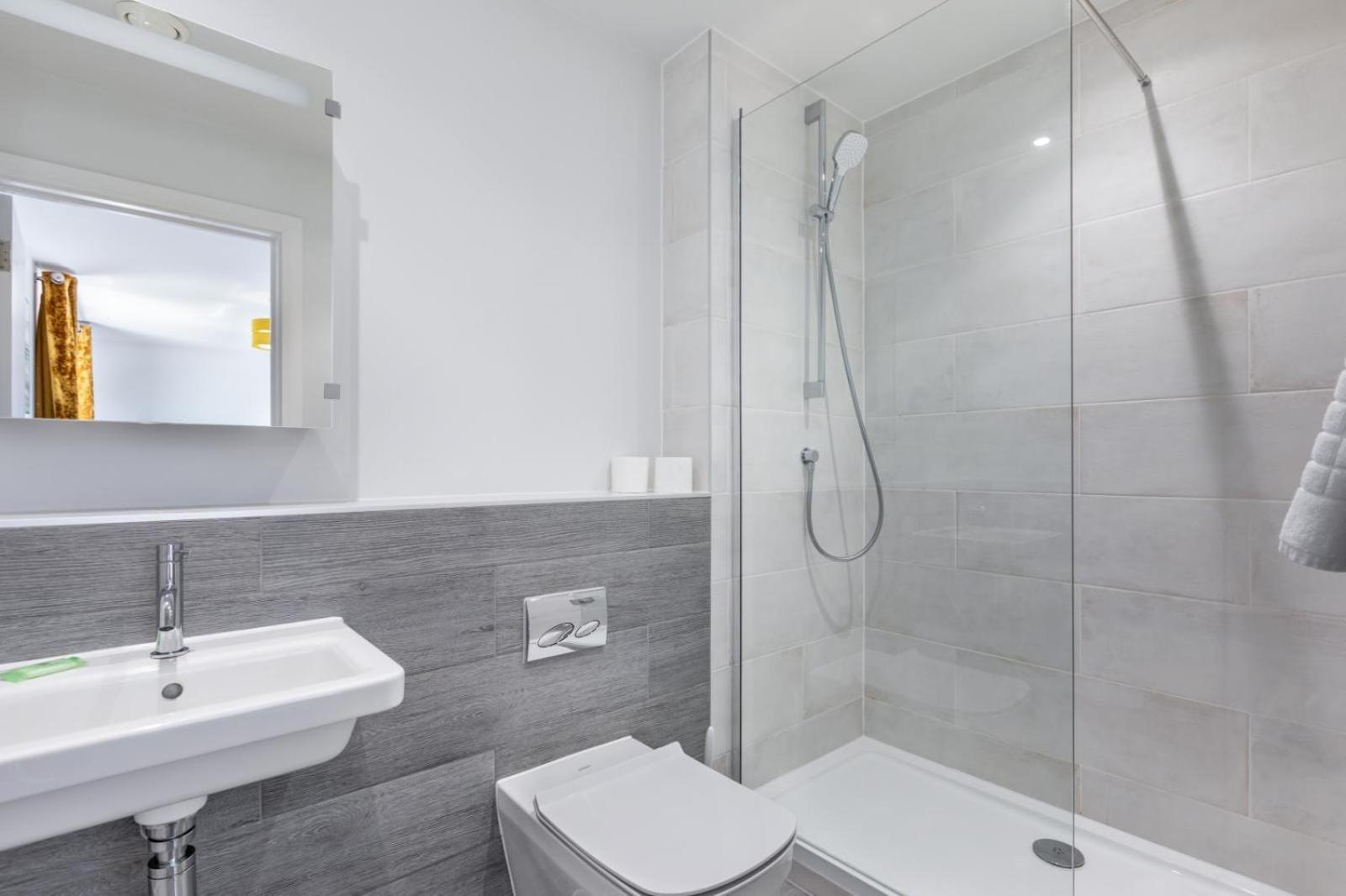 8 Middlecombe - Luxury Apartment At Byron Woolacombe, Only 4 Minute Walk To Woolacombe Beach! Eksteriør bilde